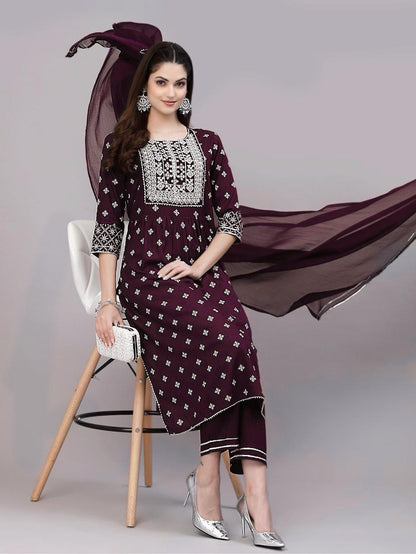 Rayon Fabric Suit For Office And Summer Wear Use