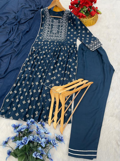 Rayon Fabric Suit For Office And Summer Wear Use