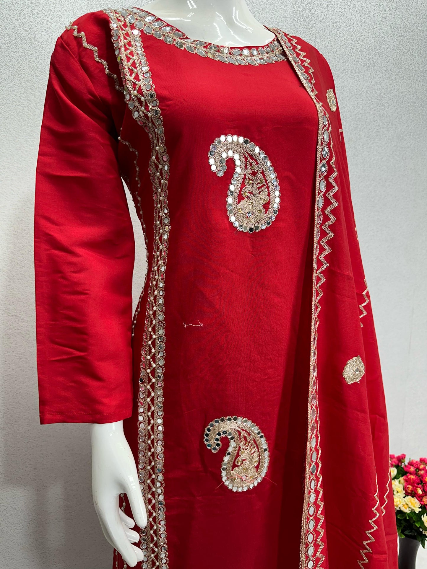 Red Color Heavy Partywear Suit