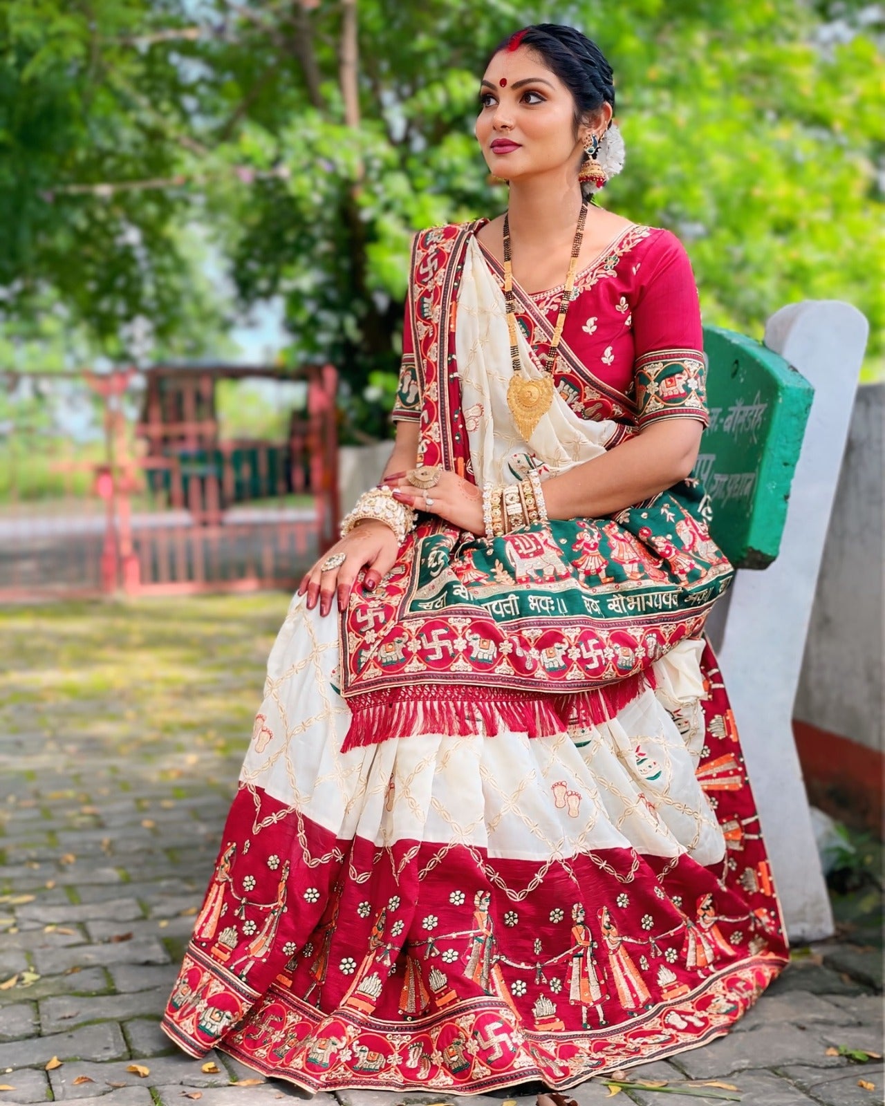 White Color Beautiful Patola Saree For Wedding & Special Occasion Saree