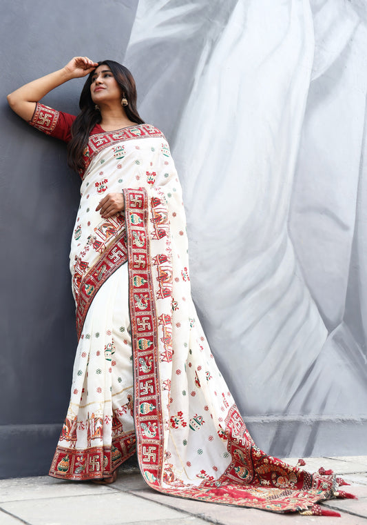 Panetar Patola Kalash White Maroon Colour Wedding & Special Occasion Saree