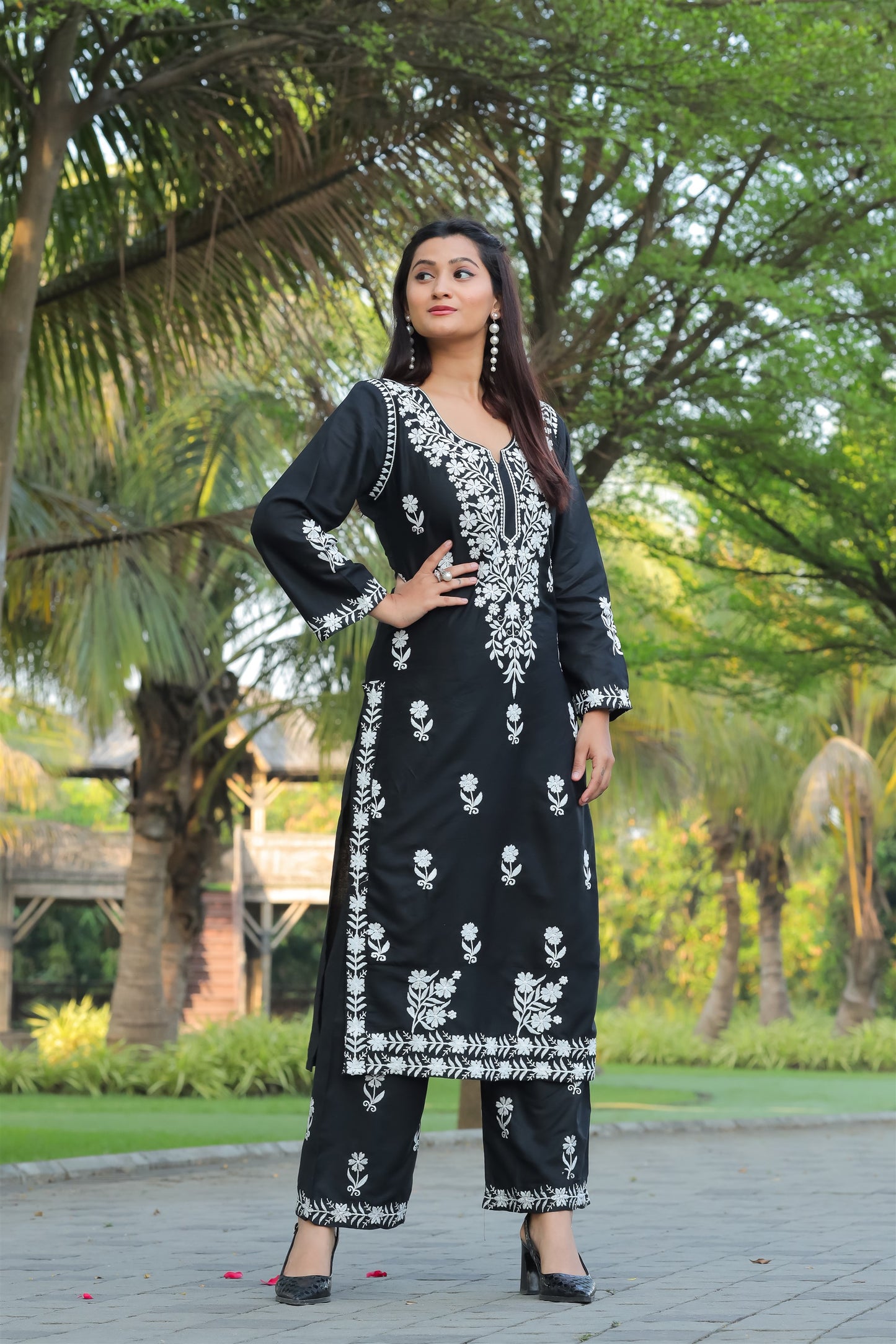 Black Color Beautiful Daily Wear And Summer Wear Kurti With Plazo in Rayon Fabric