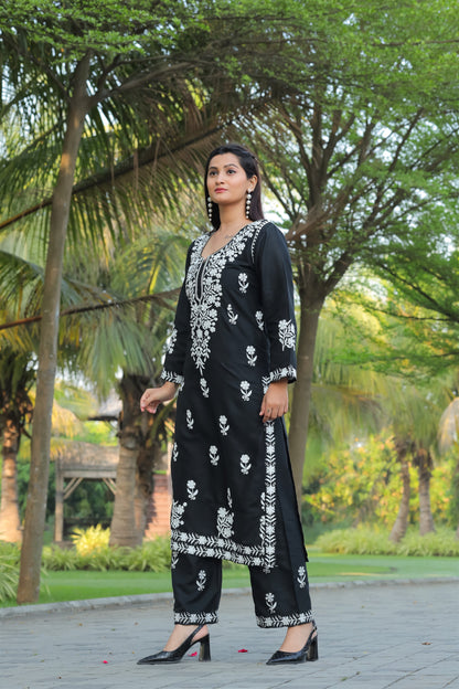 Black Color Beautiful Daily Wear And Summer Wear Kurti With Plazo in Rayon Fabric