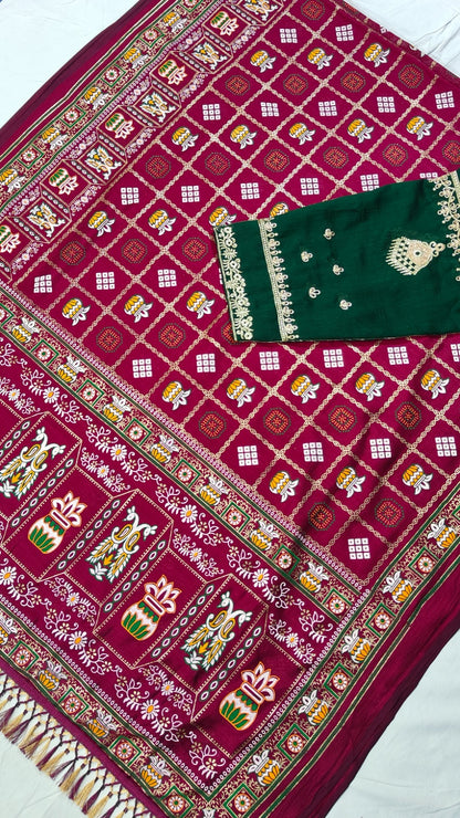 Bandhani Print Patola Saree in Vichitra Silk fabric