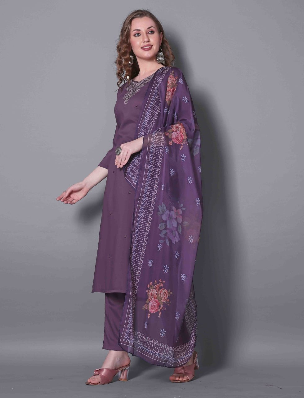 Kurta & Pant Dupatta Set in silk fabric for summer wear
