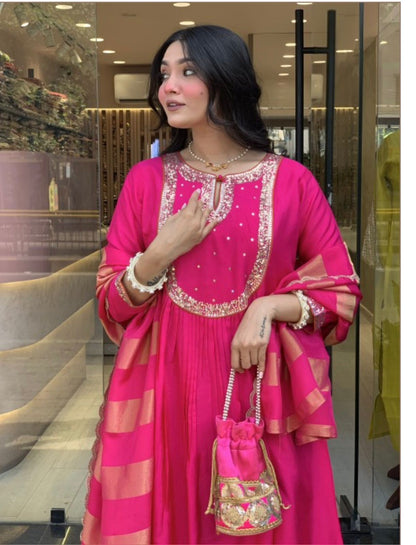 Pink Color Beautiful Roman Silk Suit For Daily Wear Use