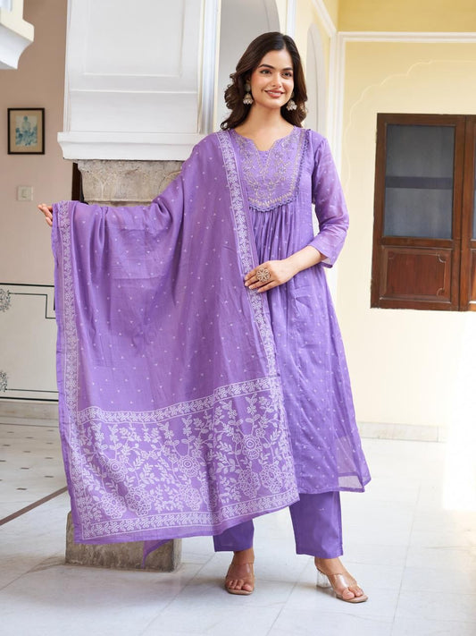 Purple Color Beautiful Daily Wear in Mal Cotton Fabric