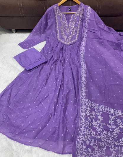 Purple Color Beautiful Daily Wear in Mal Cotton Fabric