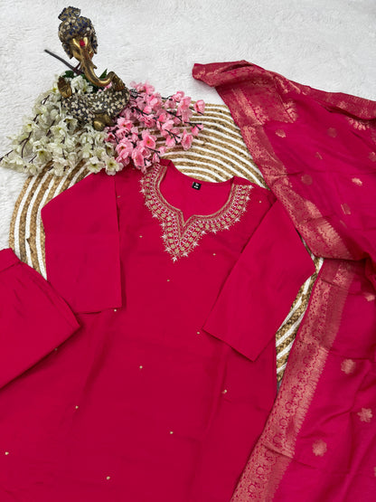 Kurti Duptta And Bottom Set in Red Color