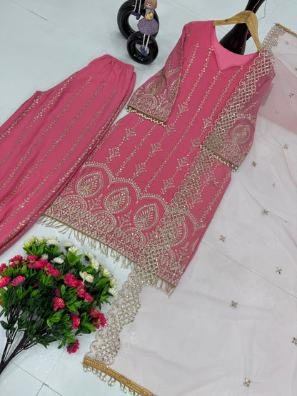 Suit In Pink Color Beautiful Partywear Dress