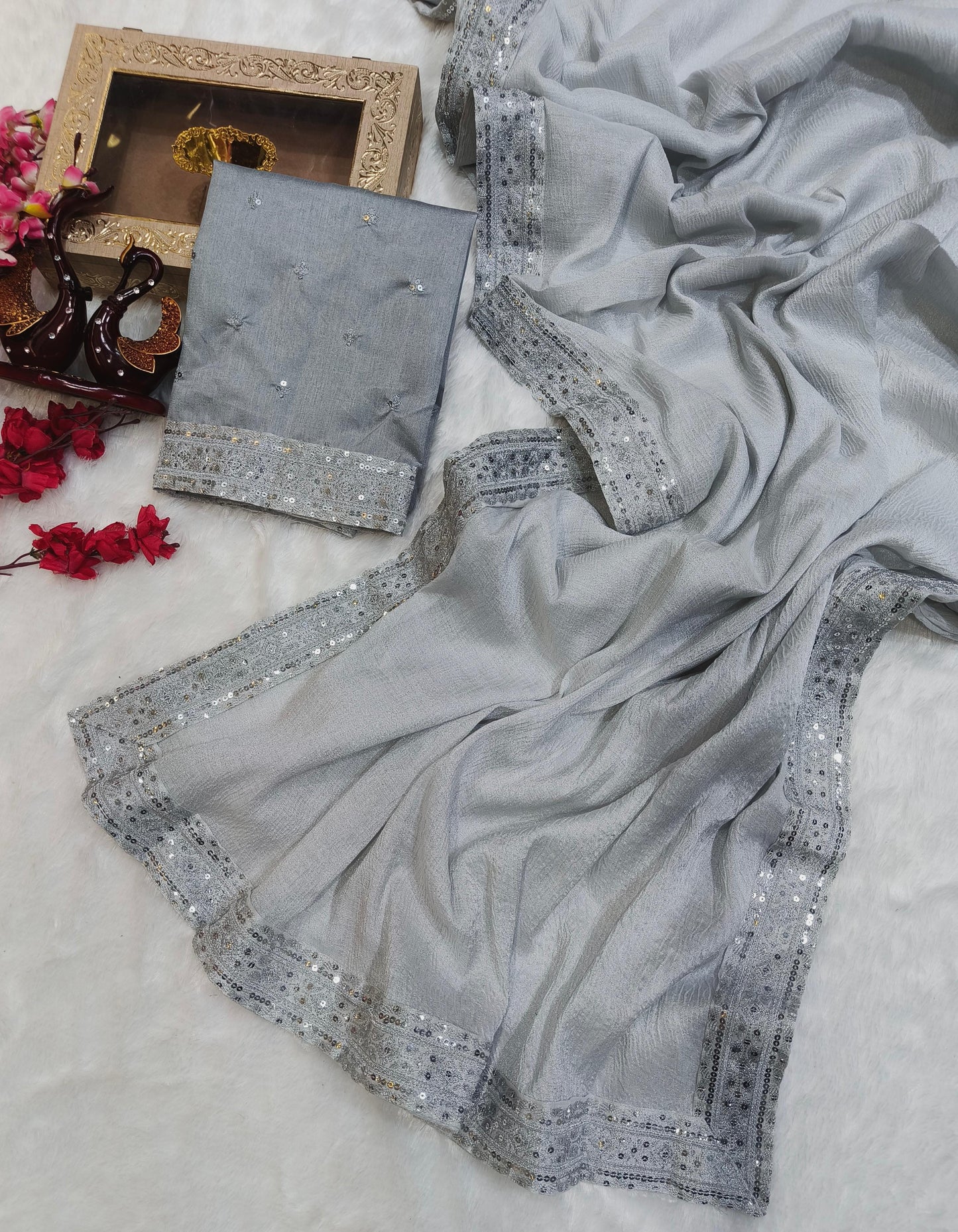 Zari Silk Banarasi Crush Fabric Beautiful Saree