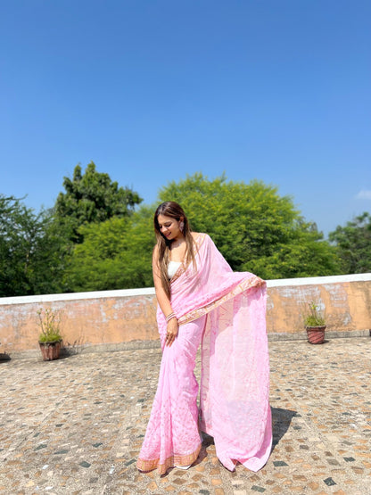 Pink Shaded Color Beautiful Georgette Fabric Saree Buy It now.