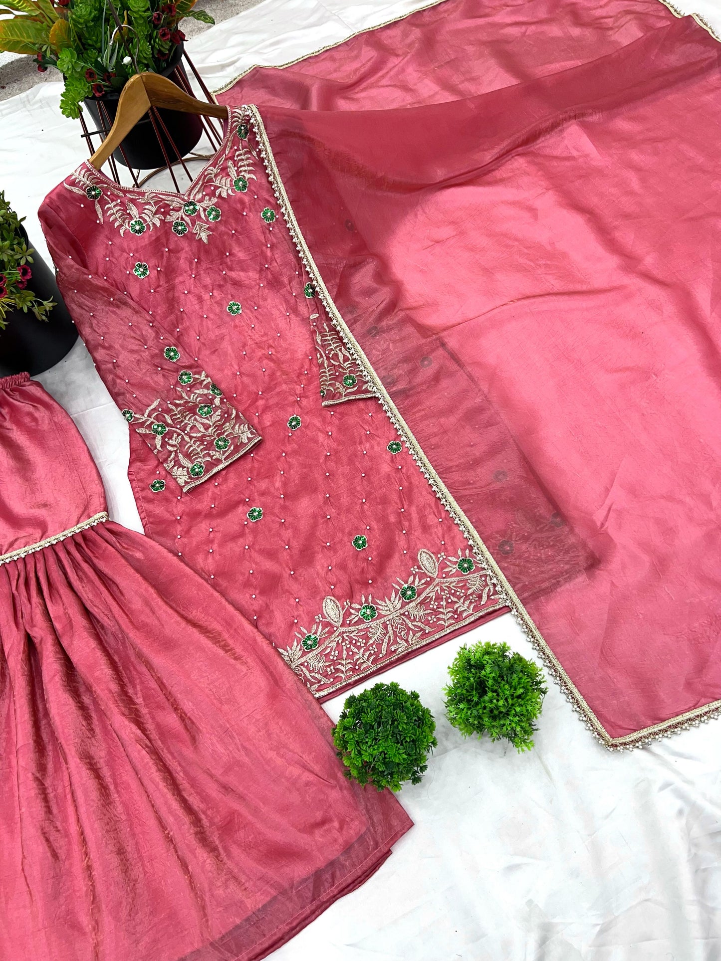 Pink Red Color Beautiful Dress for Wedding Wear