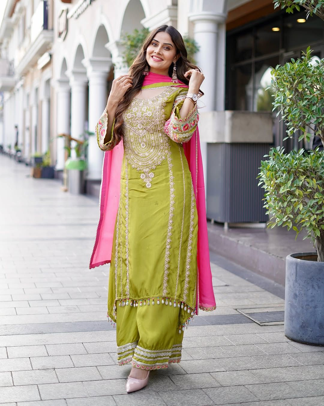 Green Color Beautiful Partywear Designer Suit