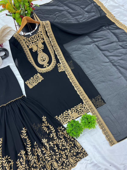 Black Color Beautiful suit for Party Function