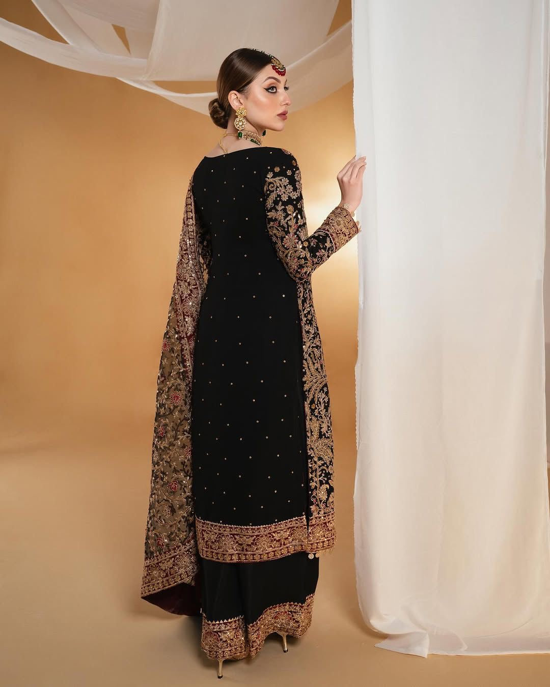 Black Color Beautiful Partywear Suit In georgette Fabric