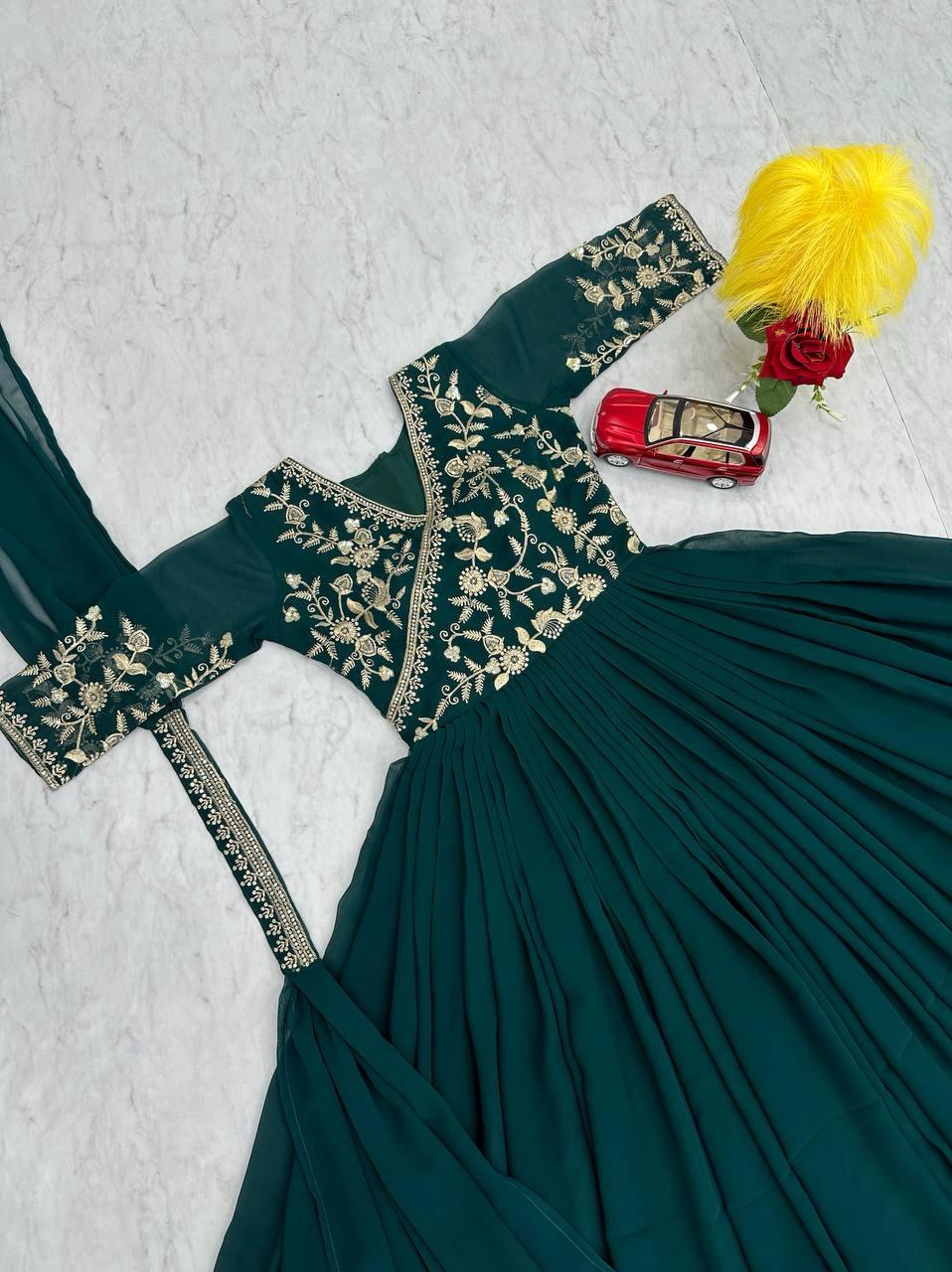 Green Color Beautiful Gown in Georgette Fabric