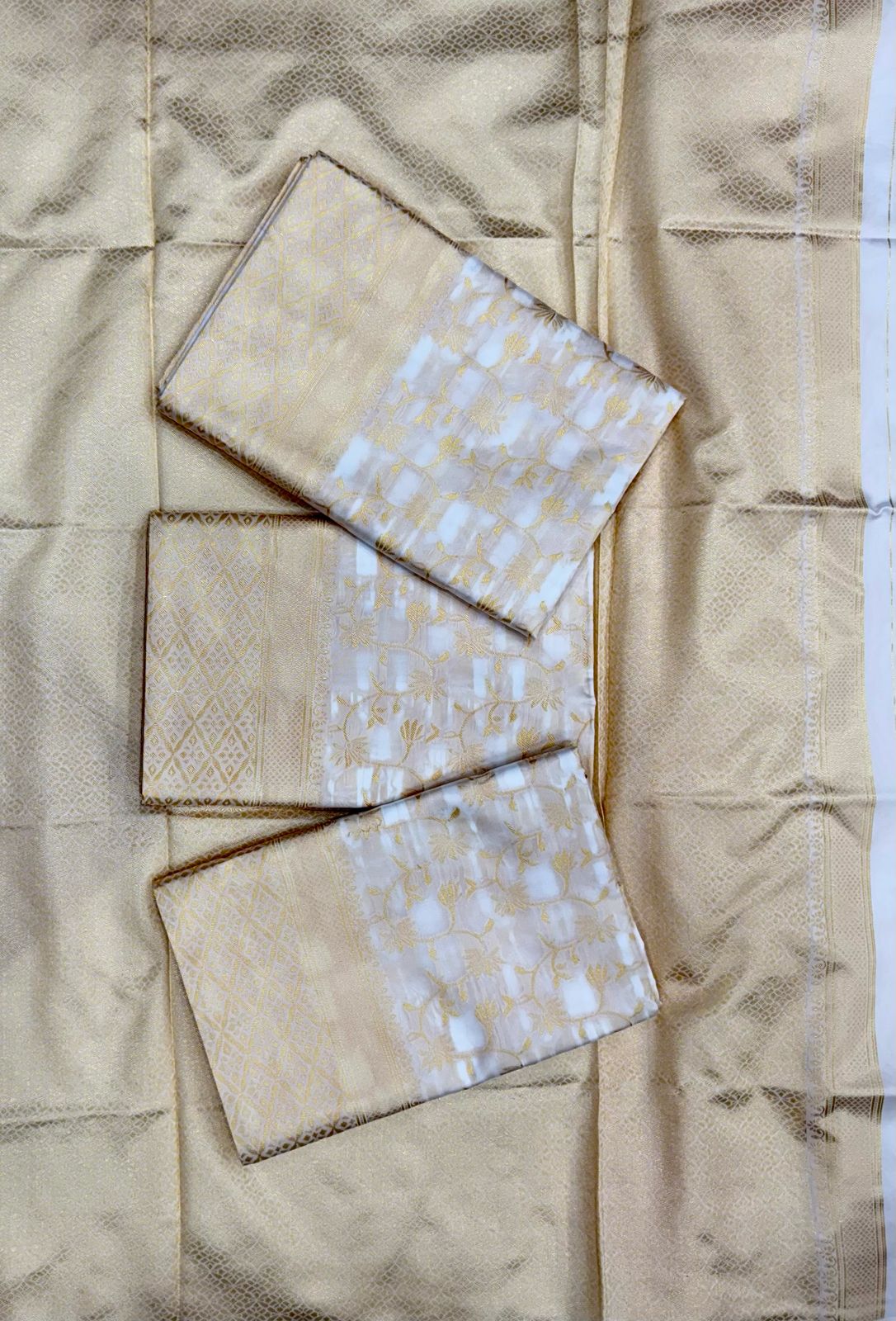 White Cream Color Beautiful Banarasi Silk Saree