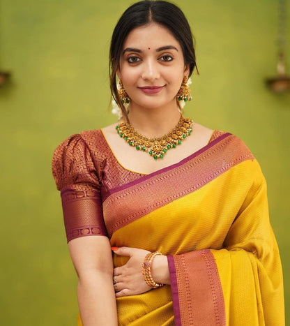 Soft Banarasi Silk Saree For Small Kitty Party