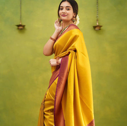 Soft Banarasi Silk Saree For Small Kitty Party