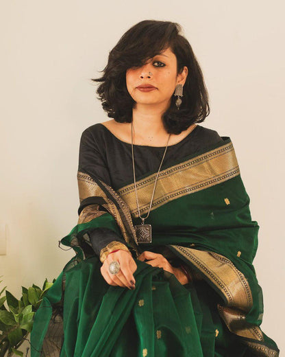 green Color Linen Fabric Saree for daily wear use