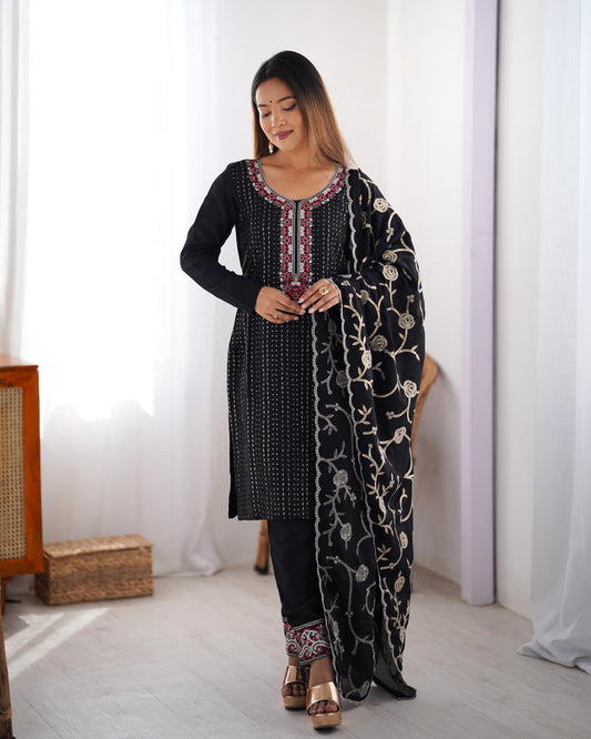 Black Color Beautiful Partywear Dress in Chinon Silk Fabric
