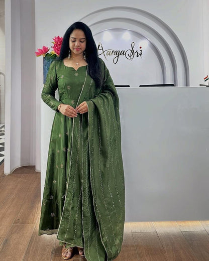 Beautiful Anarkali Gown with dupatta IN Chinon Fabric