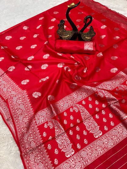 Red Color Beautiful Banarasi Lichi Silk Saree