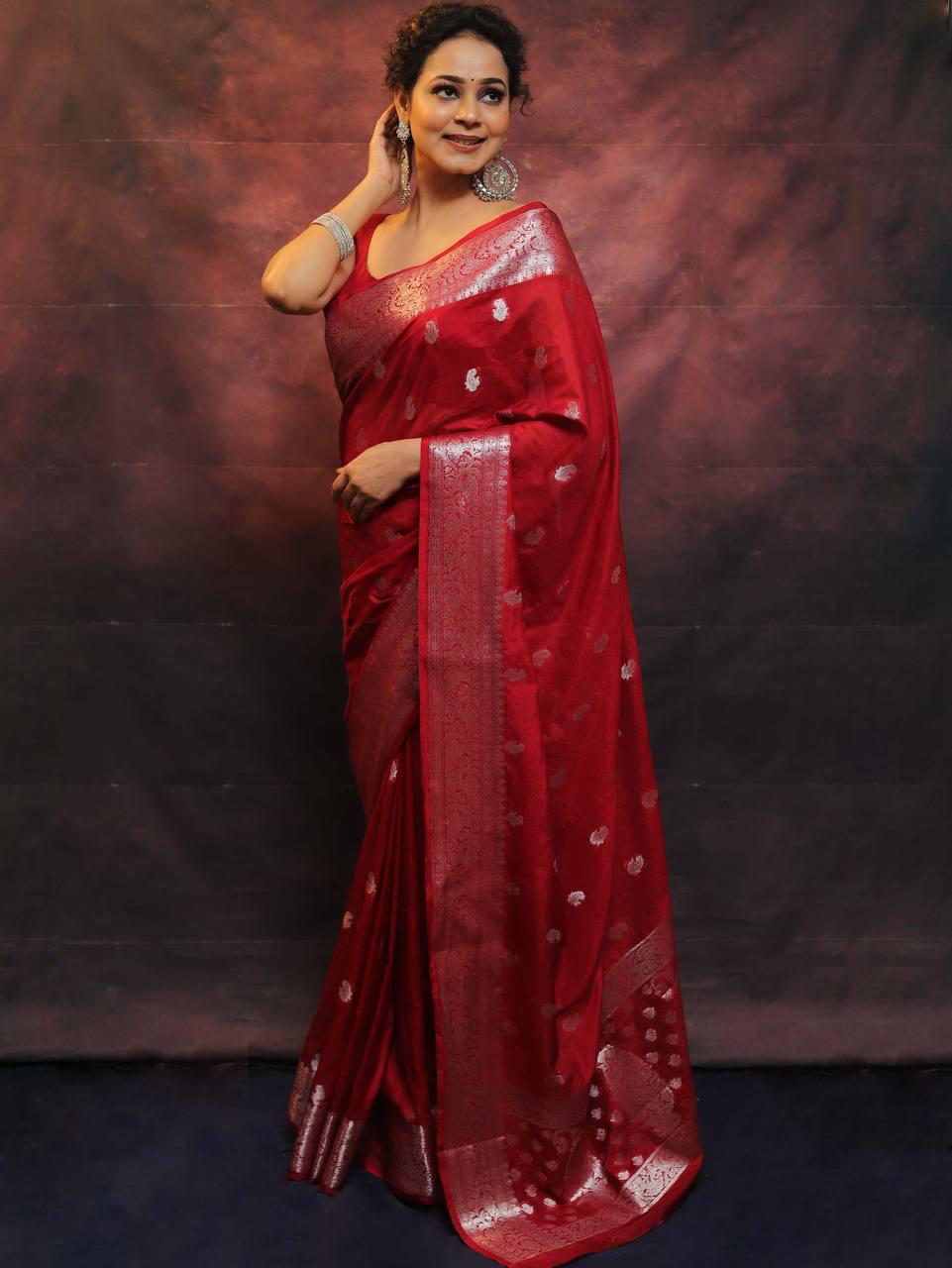 Red Color Beautiful Banarasi Lichi Silk Saree