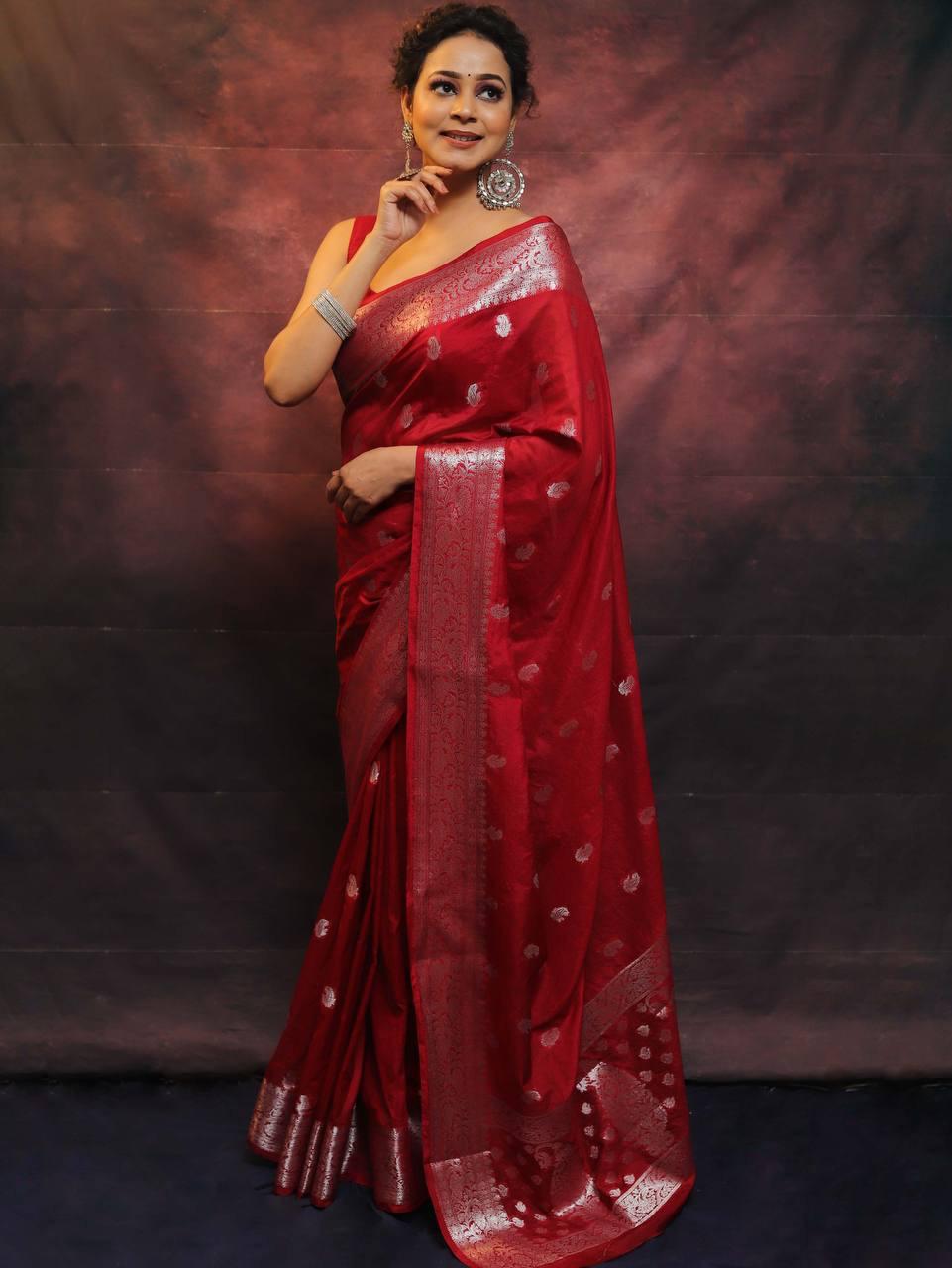 Red Color Beautiful Banarasi Lichi Silk Saree