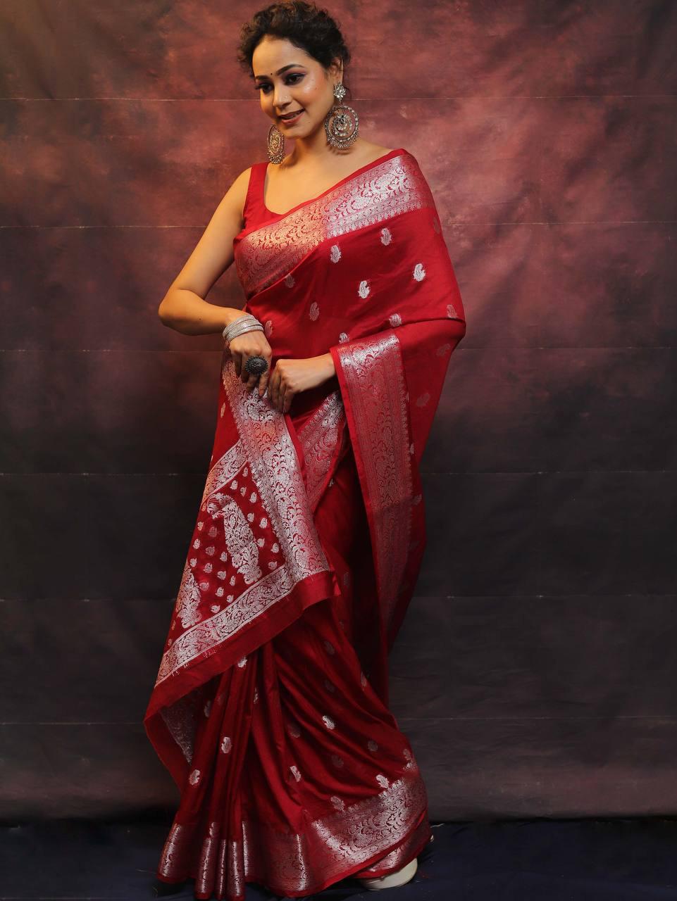 Red Color Beautiful Banarasi Lichi Silk Saree