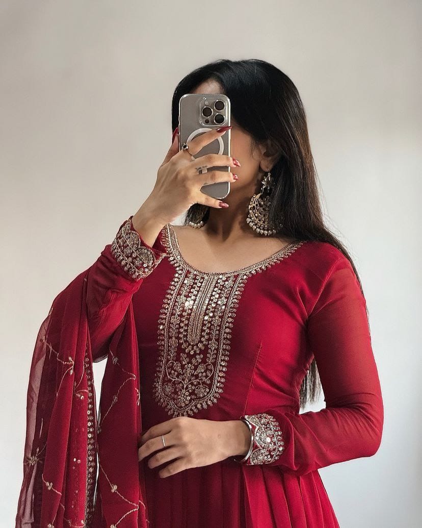 Designer Party Gown & Dupatta Set in red color
