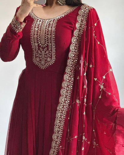 Designer Party Gown & Dupatta Set in red color