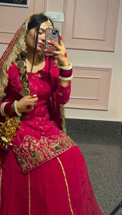Pink Color Beauitful Lehenga Dress in Crep silk FAbric