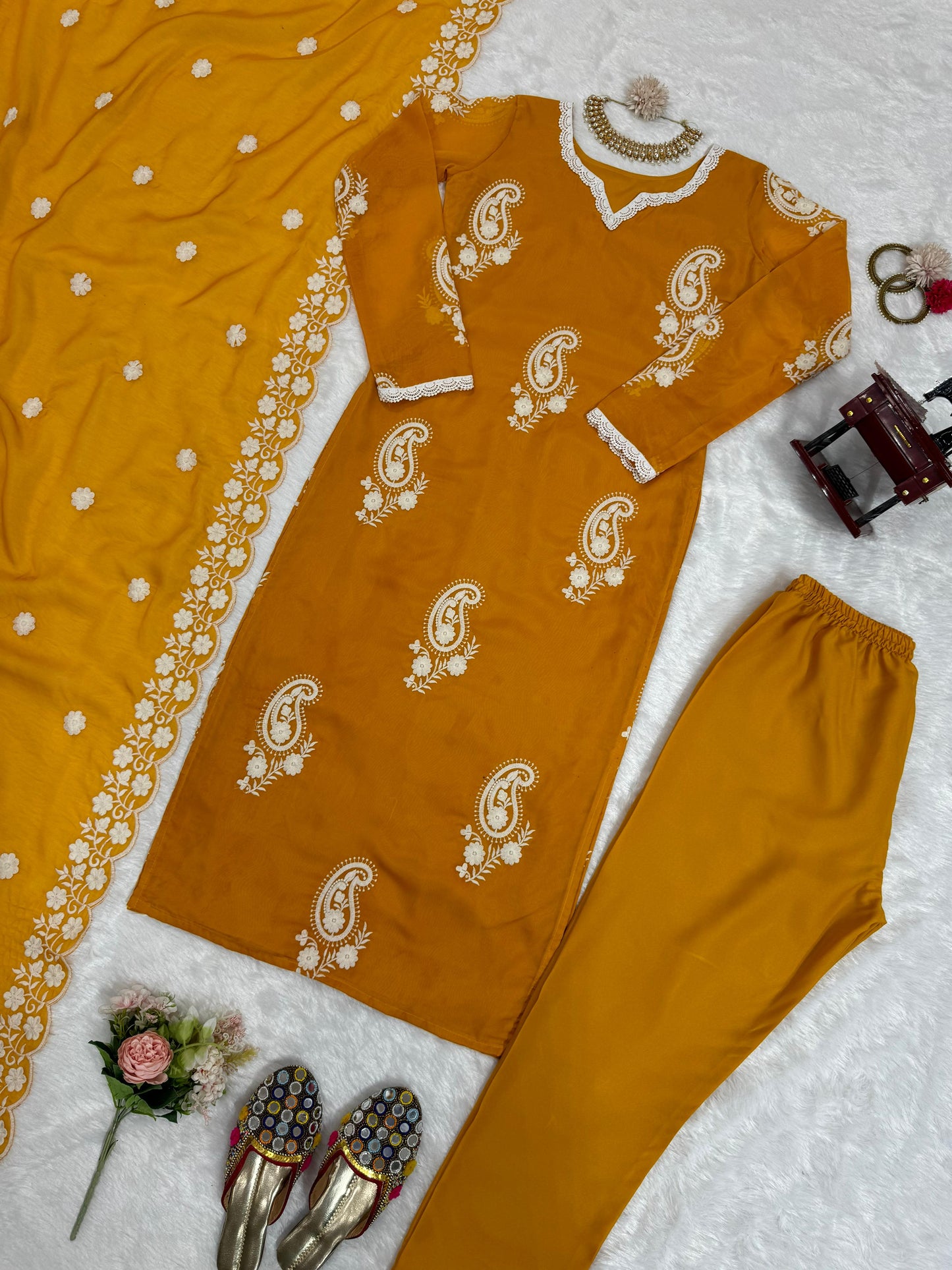 Suit On Tibby Silk Febric With Inner And Thred Work And Pent On Crep Febric And Dupatta
