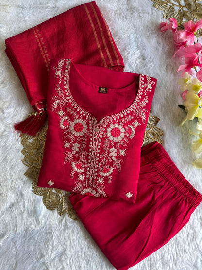 Pink color summer Wear Dress in Roman silk Fabric