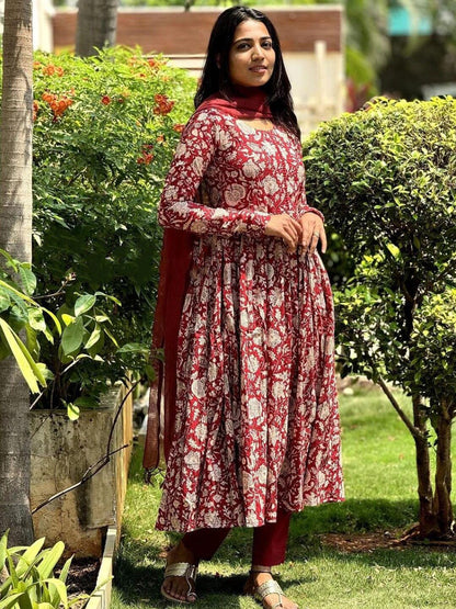 Red Color Beautiful Cotton Wear Dress