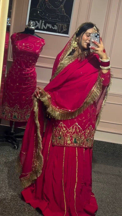 Pink Color Beauitful Lehenga Dress in Crep silk FAbric