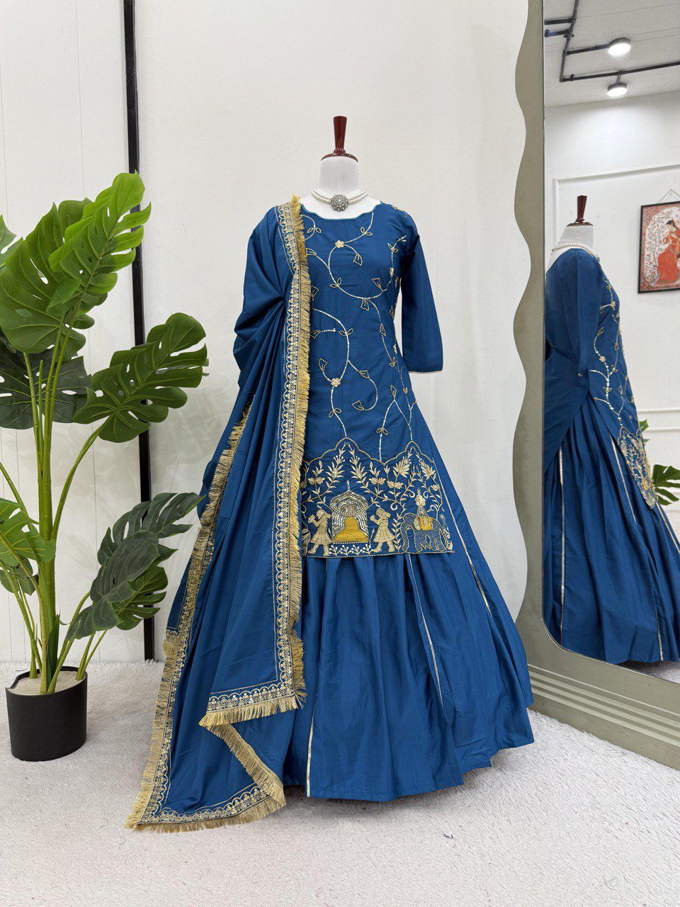 blue Color Beauitful Lehenga Dress in Crep silk FAbric