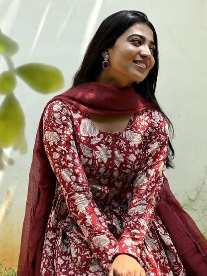 Red Color Beautiful Cotton Wear Dress
