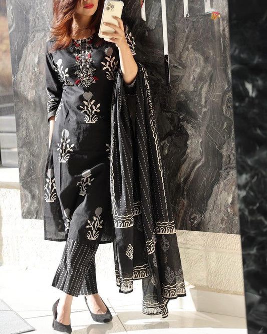 Black Color Beautiful Cotton Dress