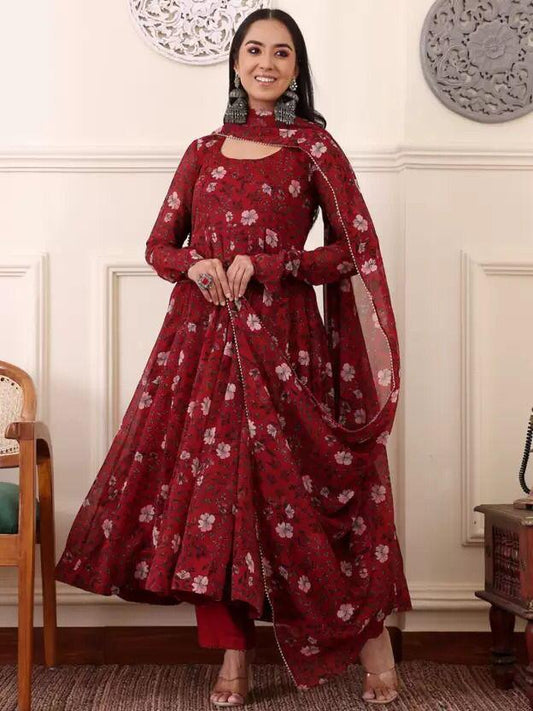 Red Color Beautiful GOwn in Georgette Fabric