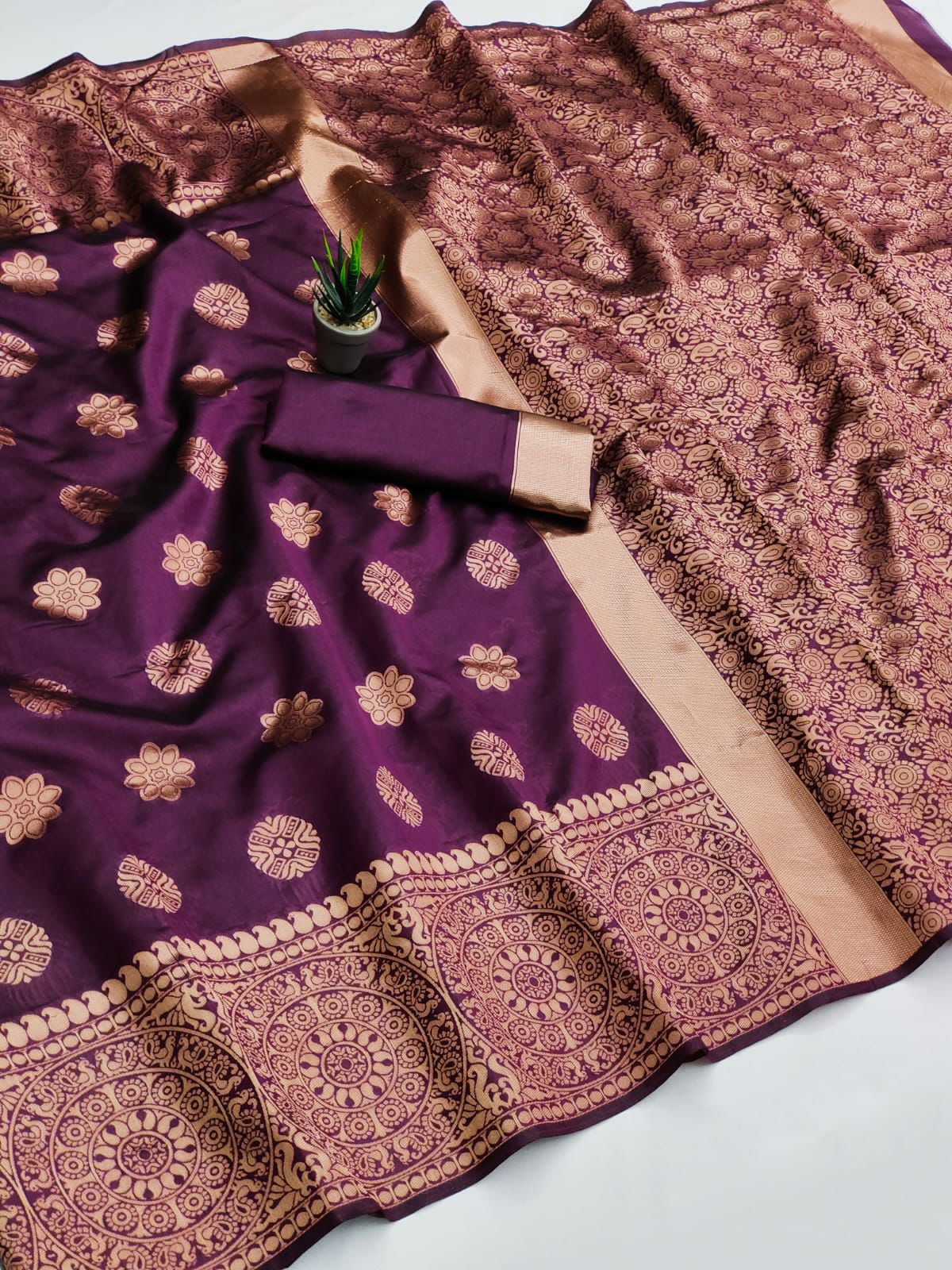 DAily Wear Silk Saree with matchings blouse piece
